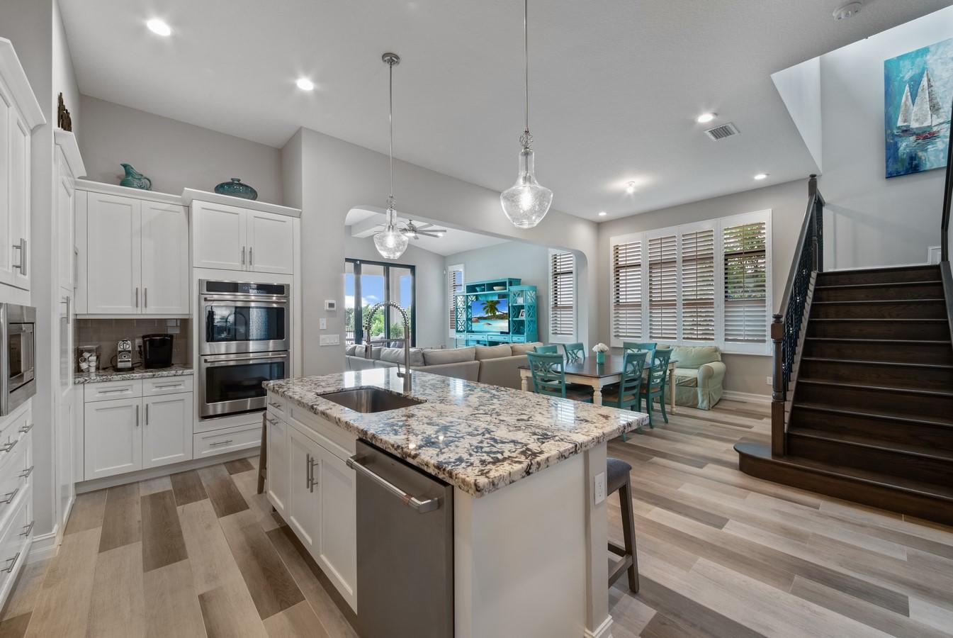 PALM MEADOWS ESTATES - Residential