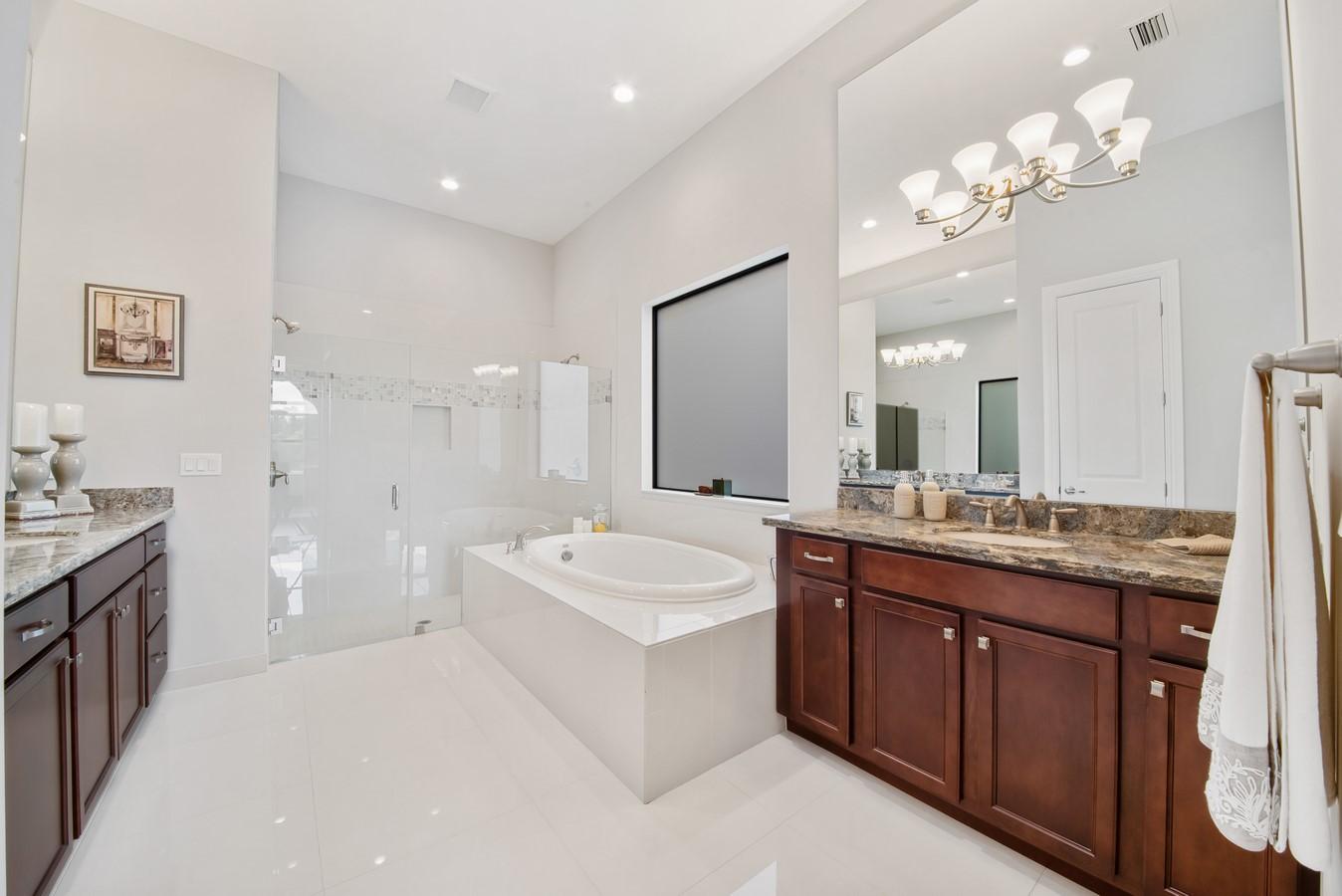 PALM MEADOWS ESTATES - Residential