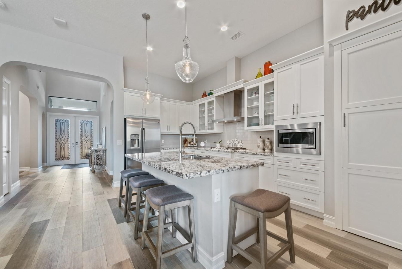 PALM MEADOWS ESTATES - Residential