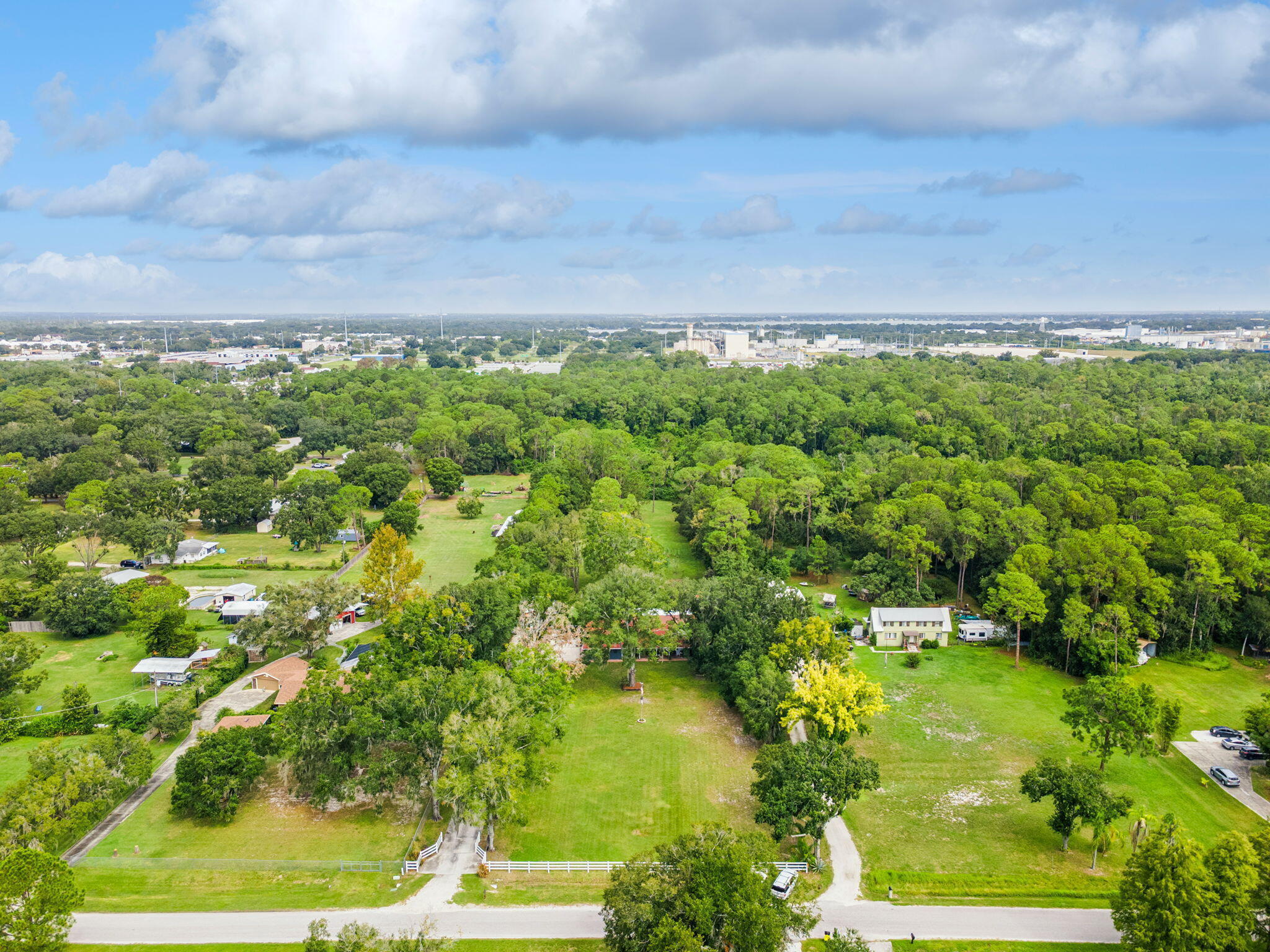 AUBURNDALE BURIAL PARK REPLAT - Residential