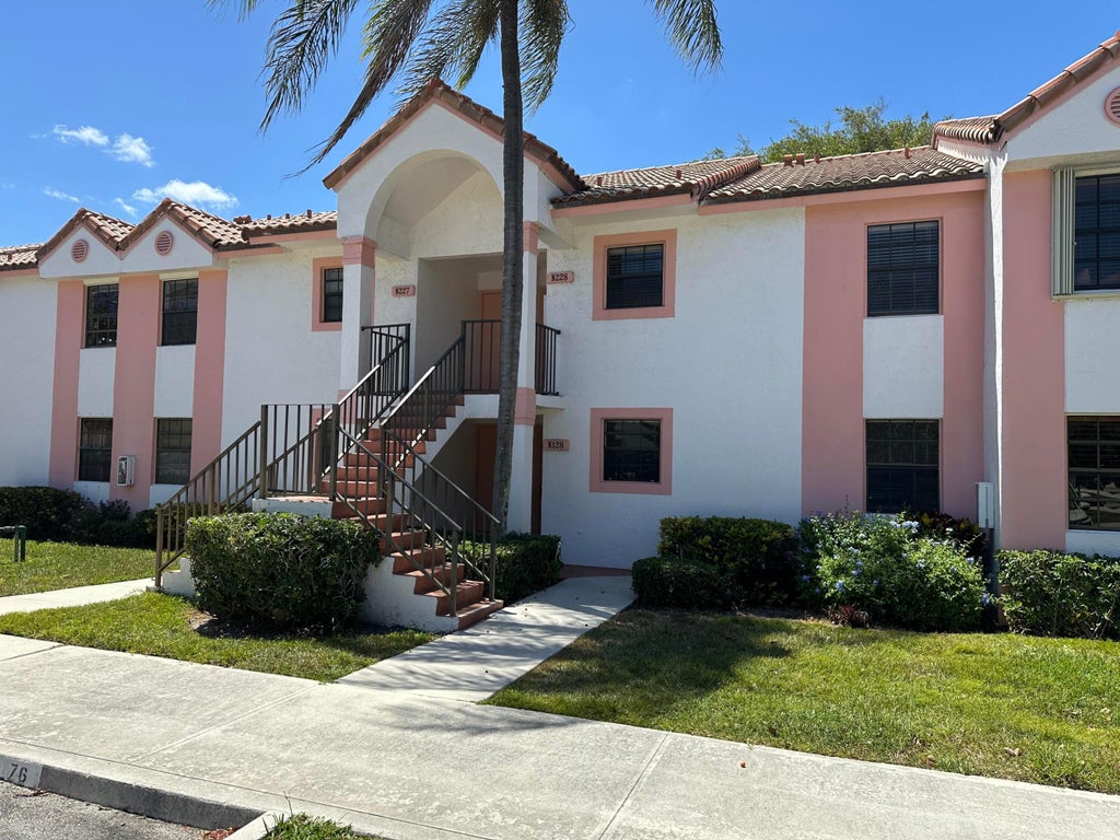 Photo of 301 Norwood Terrace #128, Boca Raton, FL 33431 (MLS # B26055981)