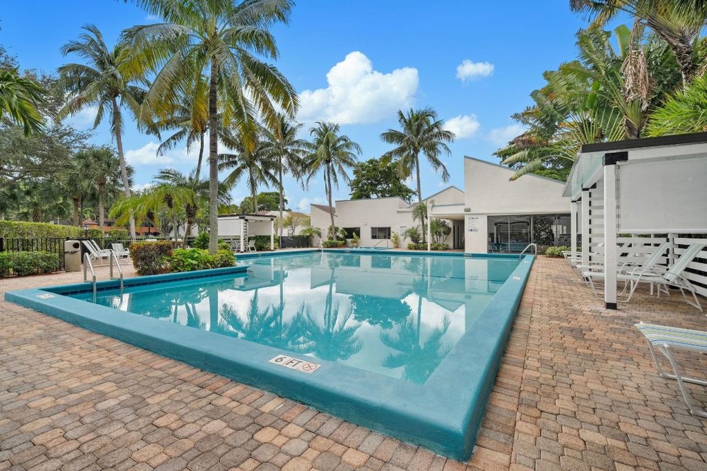 Photo of 371 87th Terrace #371, Plantation, FL 33324 (MLS # F10476345)