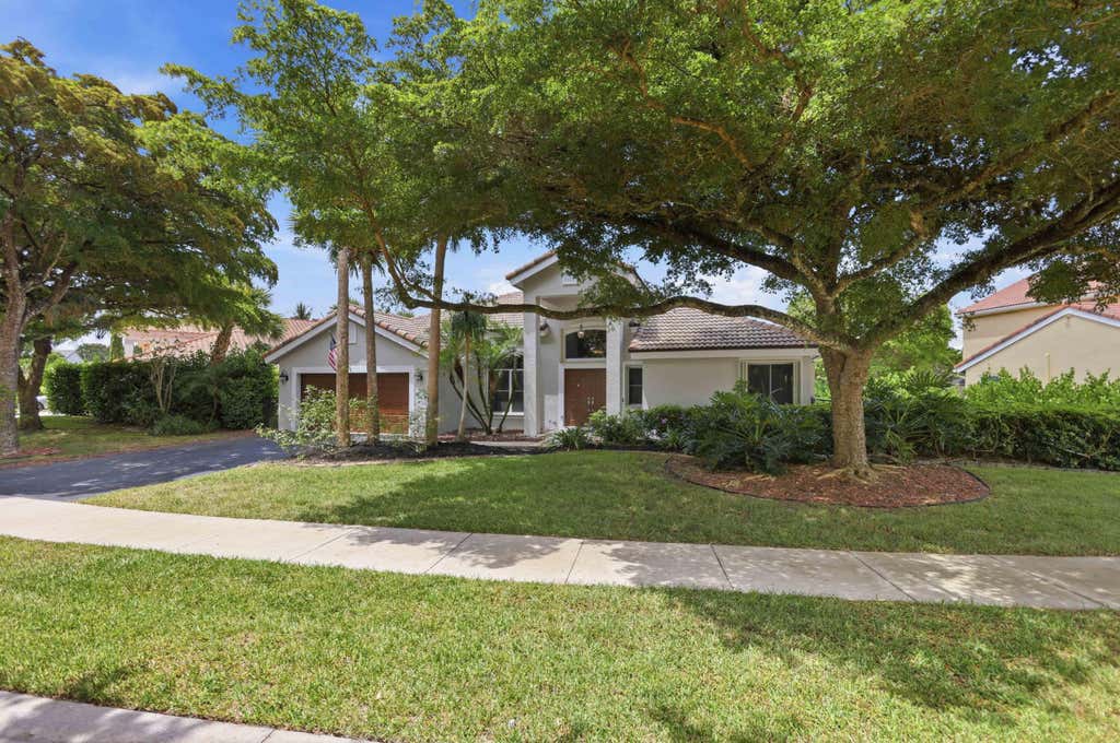 Photo of 7565 NW 75th Drive, Parkland, FL 33067 (MLS # B26039536)