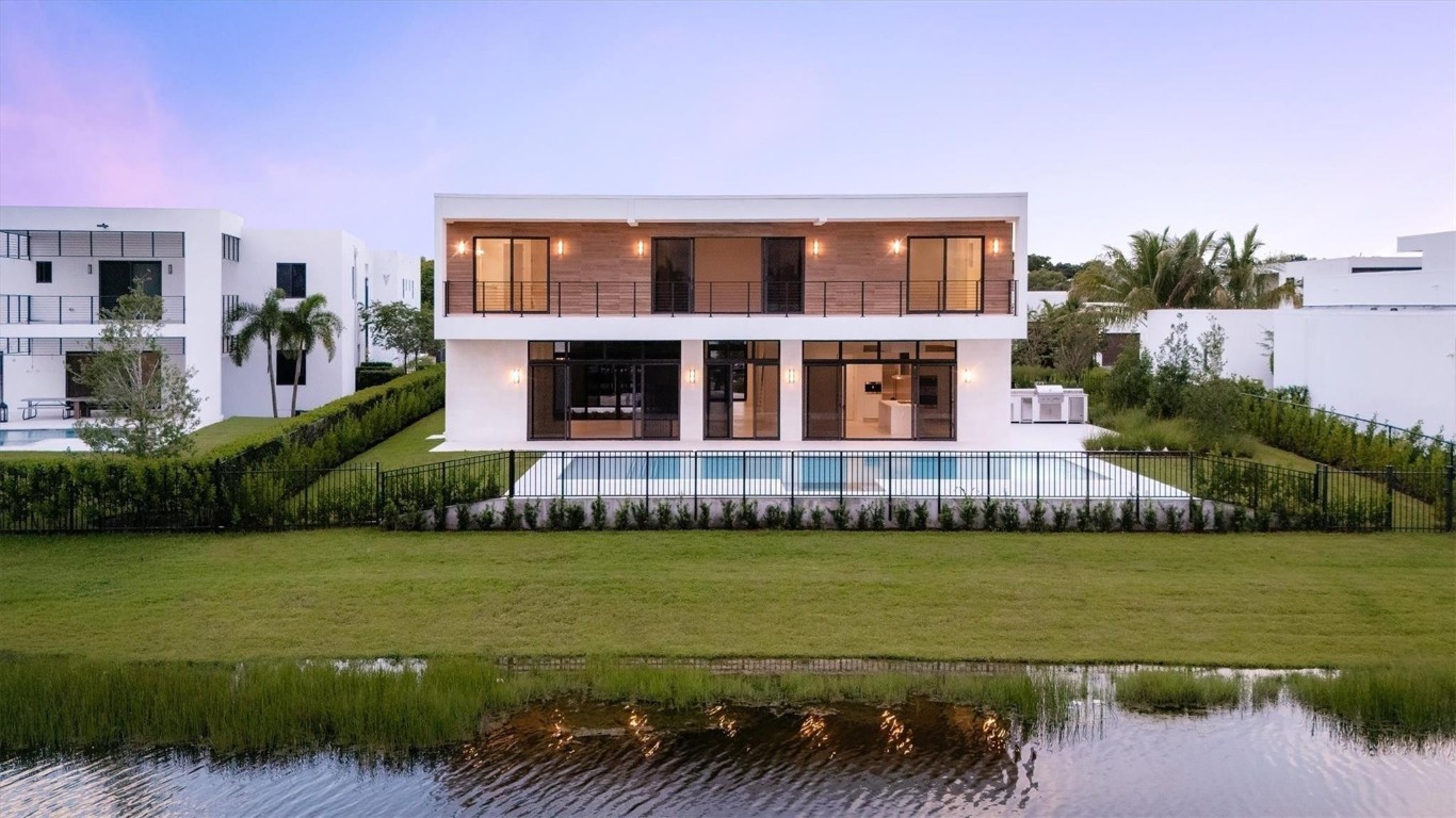 Botaniko - Residential