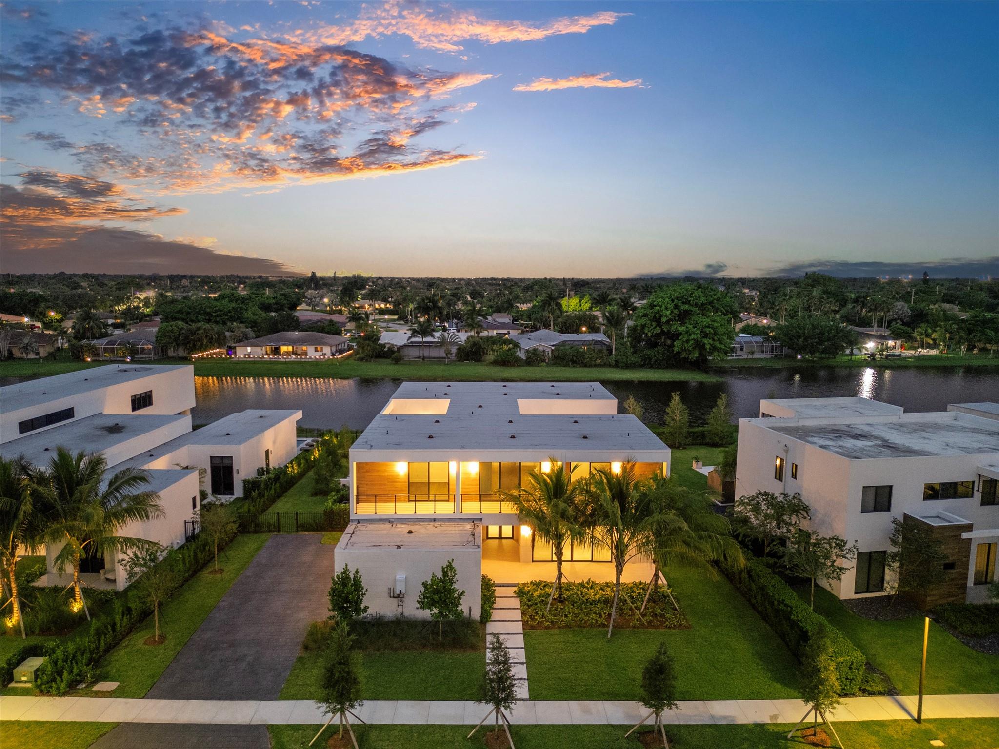 Botaniko - Residential