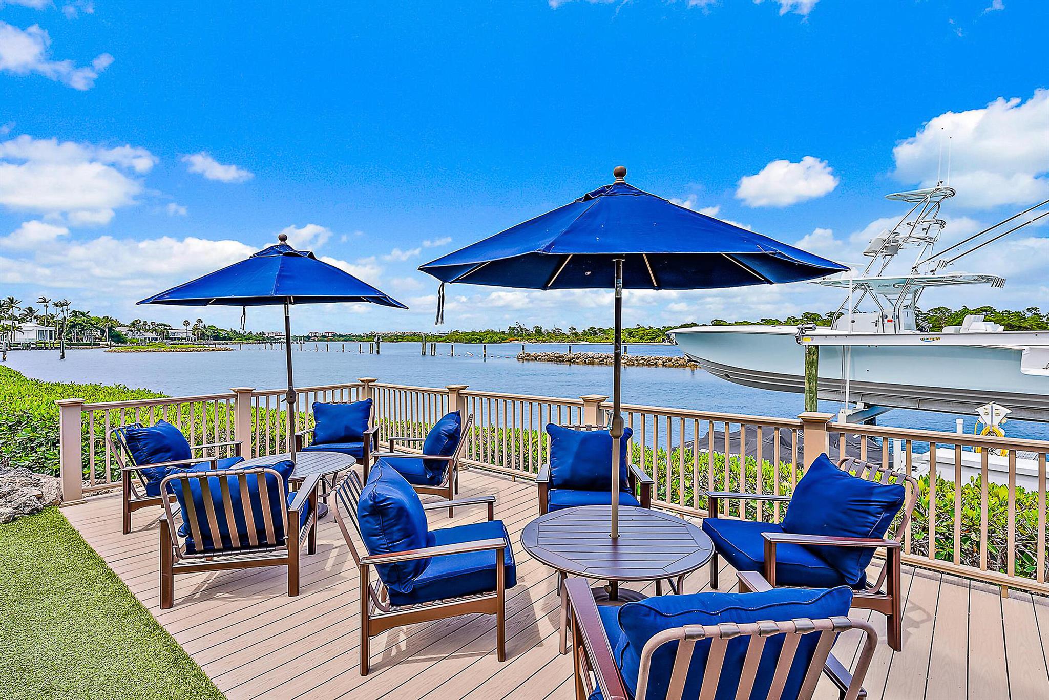 Admirals Cove - Residential
