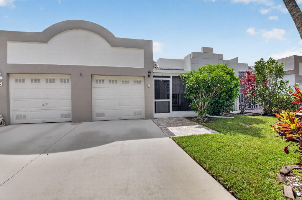 Photo of 18940 Stewart Circle #5, Boca Raton, FL 33496 (MLS # B26070995)