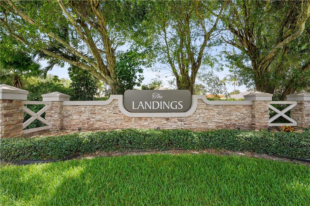 THE LANDINGS OF PARKLAND - Residential