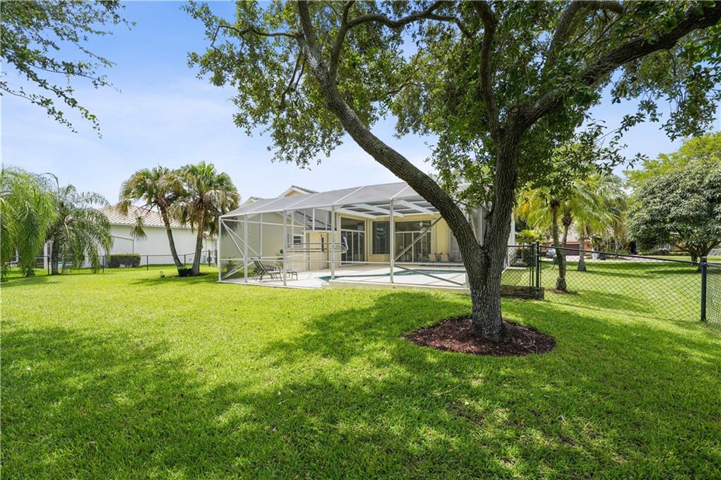 THE LANDINGS OF PARKLAND - Residential