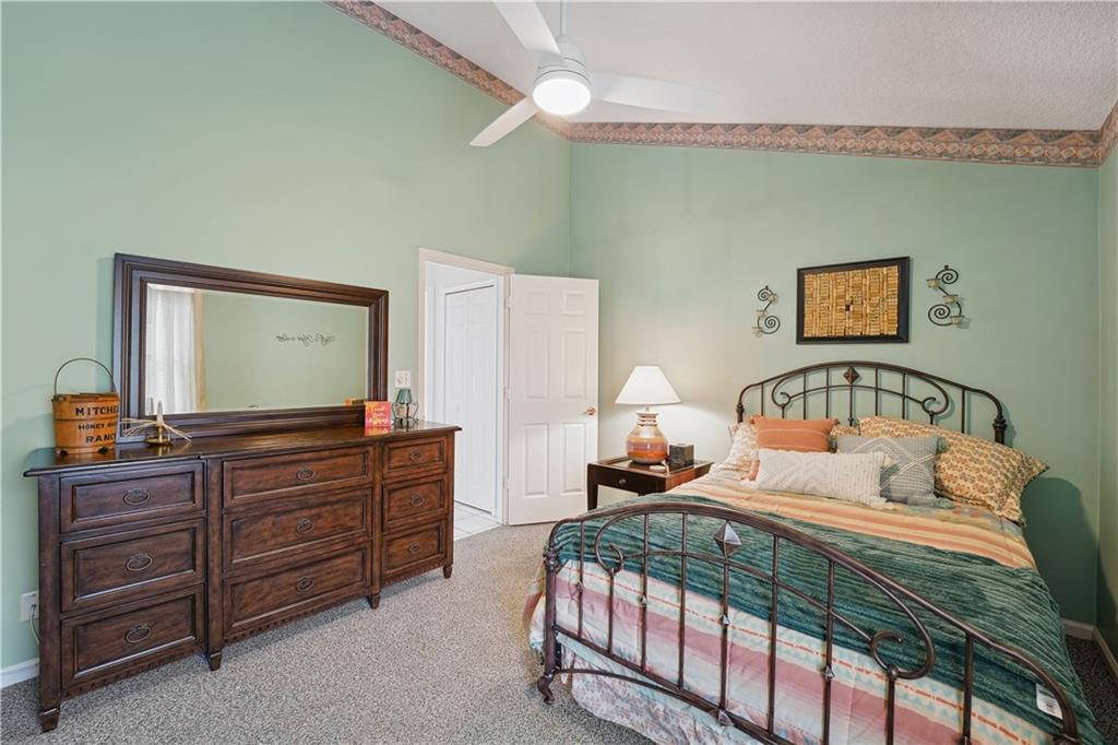 THE LANDINGS OF PARKLAND - Residential