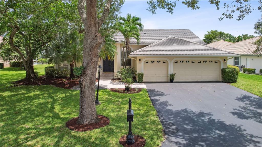 THE LANDINGS OF PARKLAND - Residential