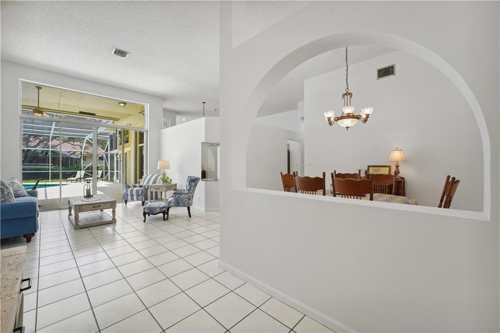 THE LANDINGS OF PARKLAND - Residential