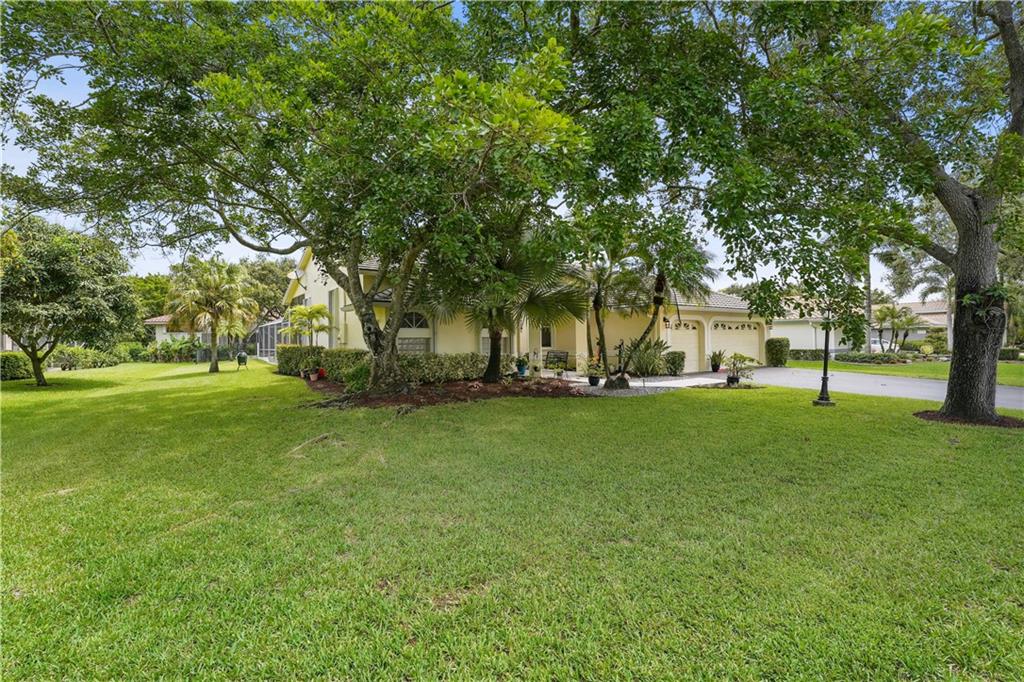 THE LANDINGS OF PARKLAND - Residential