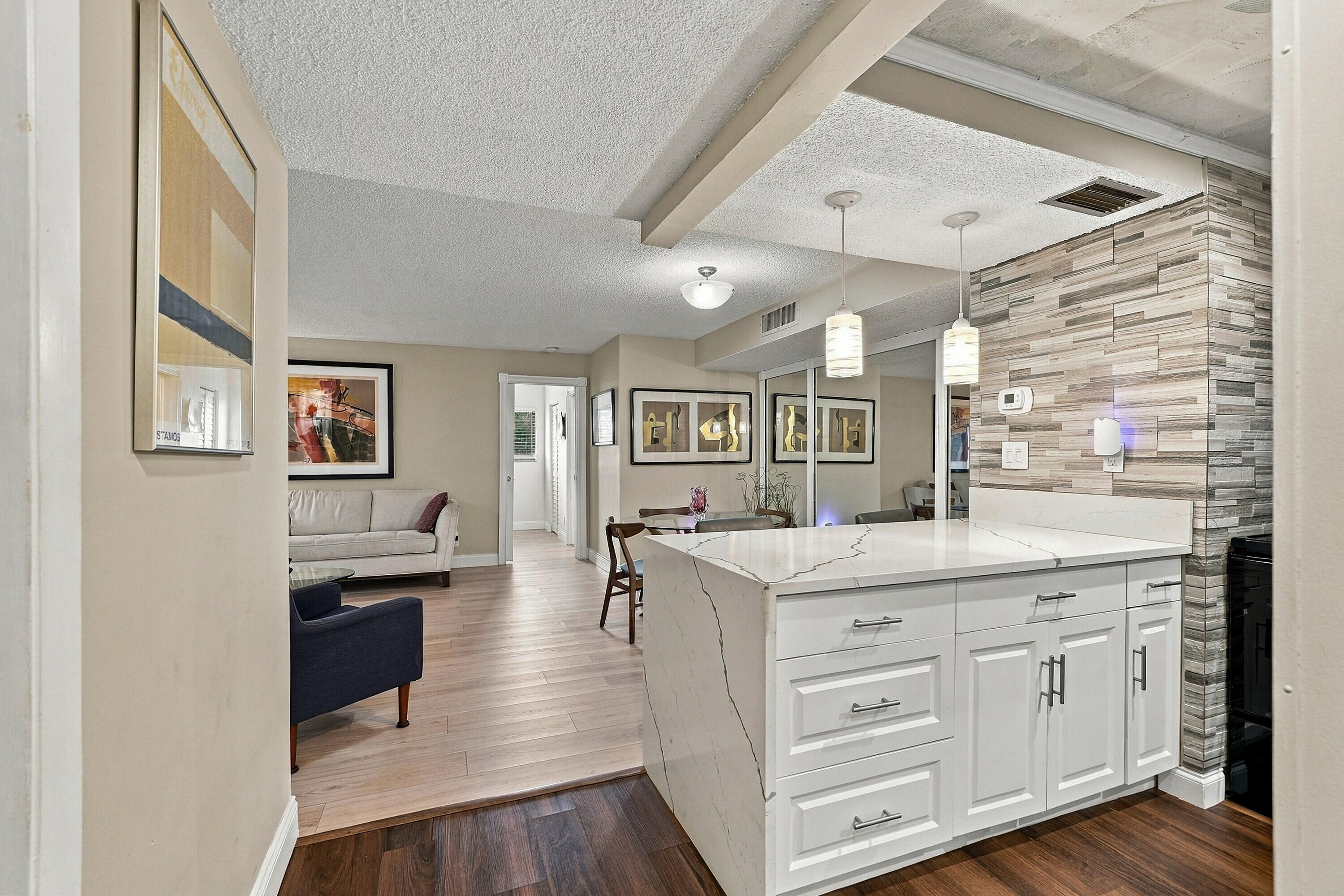 15457 LAKES OF DELRAY Boulevard 101