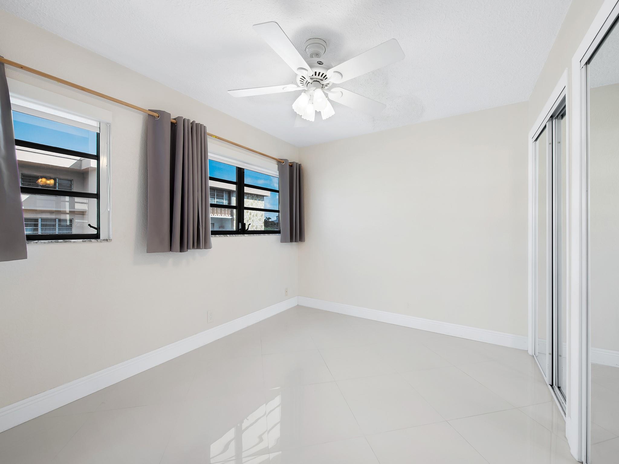 Second Gulfstream Garden - Residential