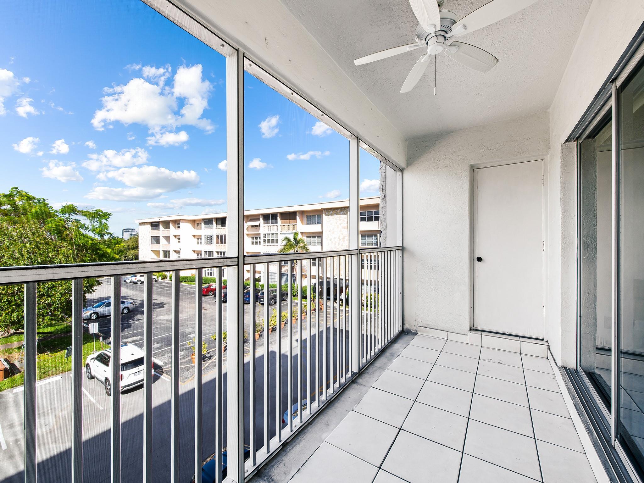 Second Gulfstream Garden - Residential