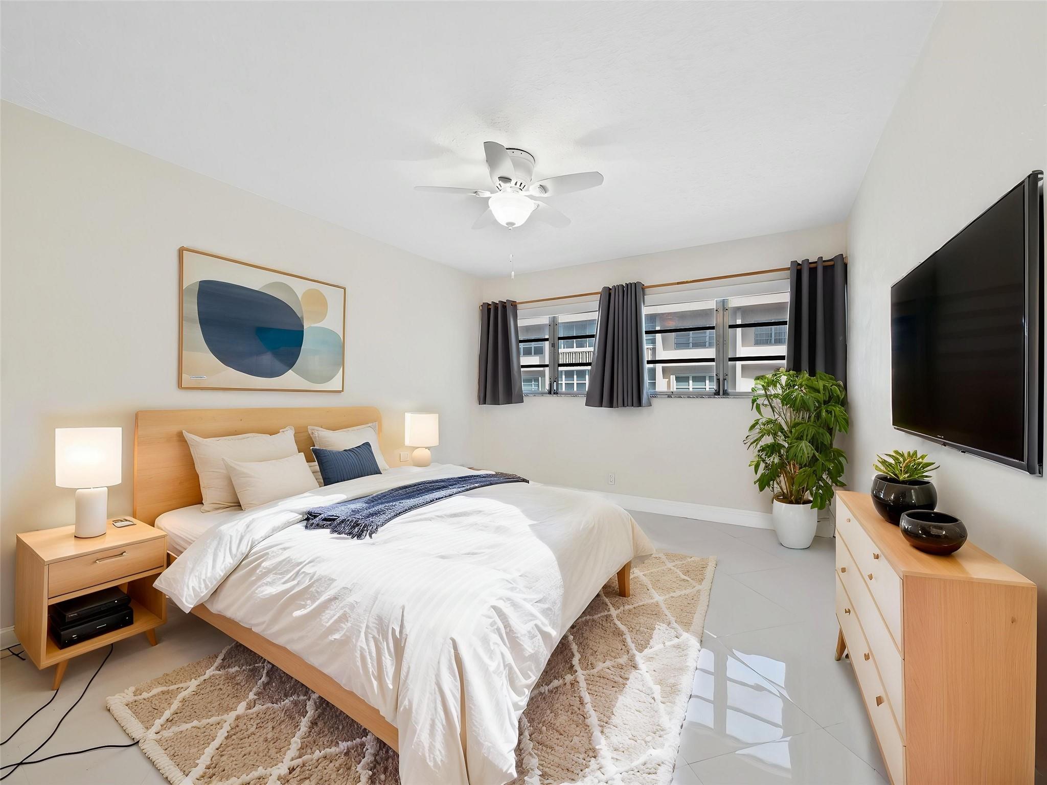 Second Gulfstream Garden - Residential