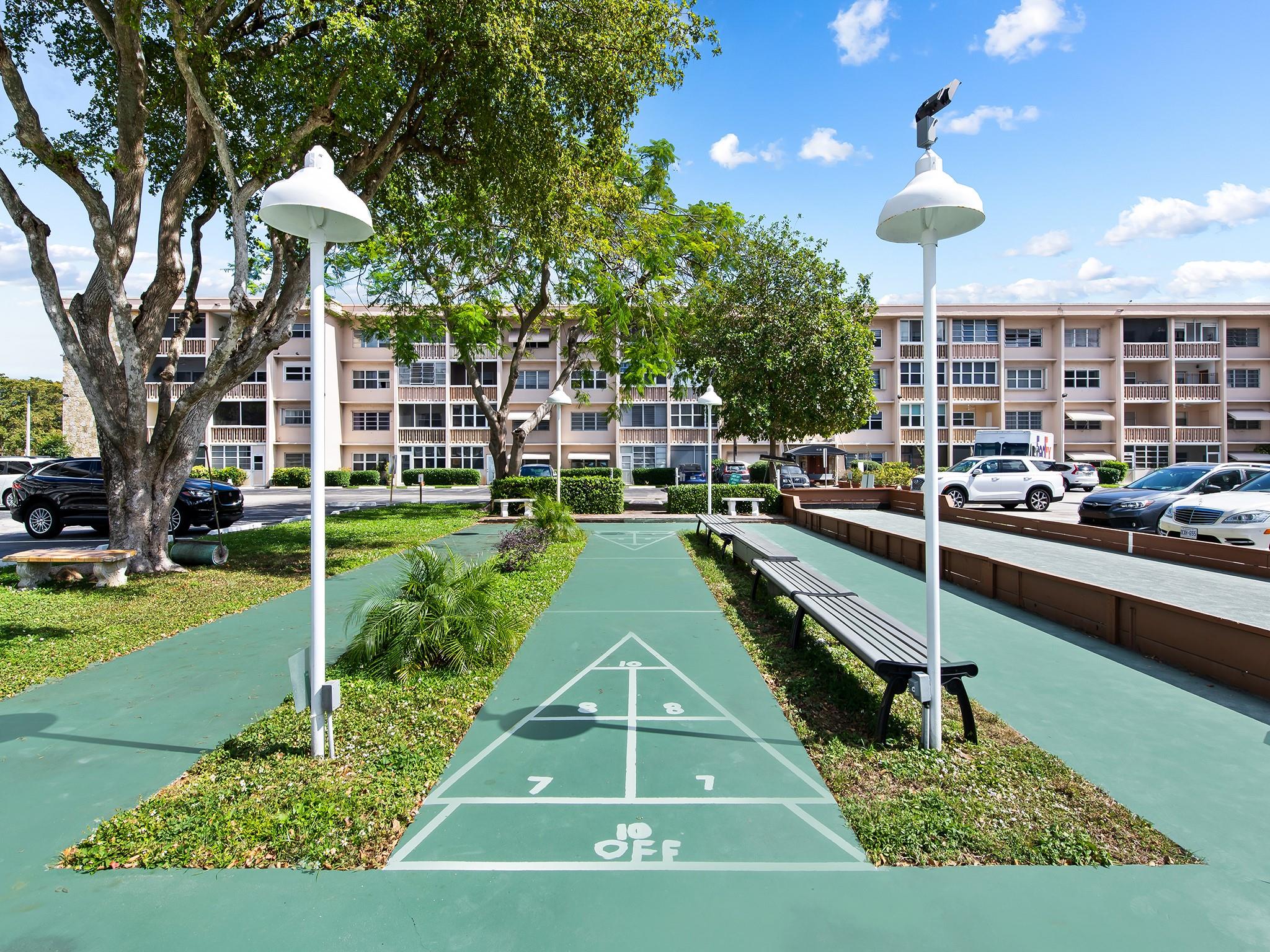 Second Gulfstream Garden - Residential