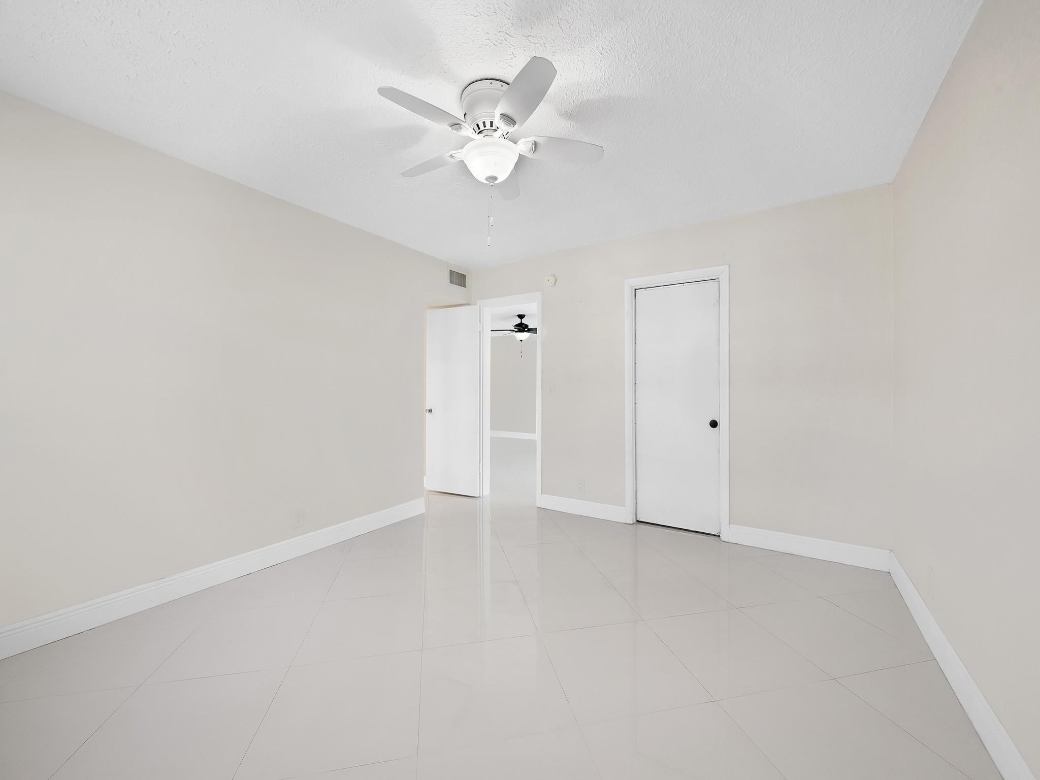 329 SE 3rd St 305P