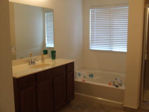 HIGHLANDS RESERVE PUD - Residential Lease