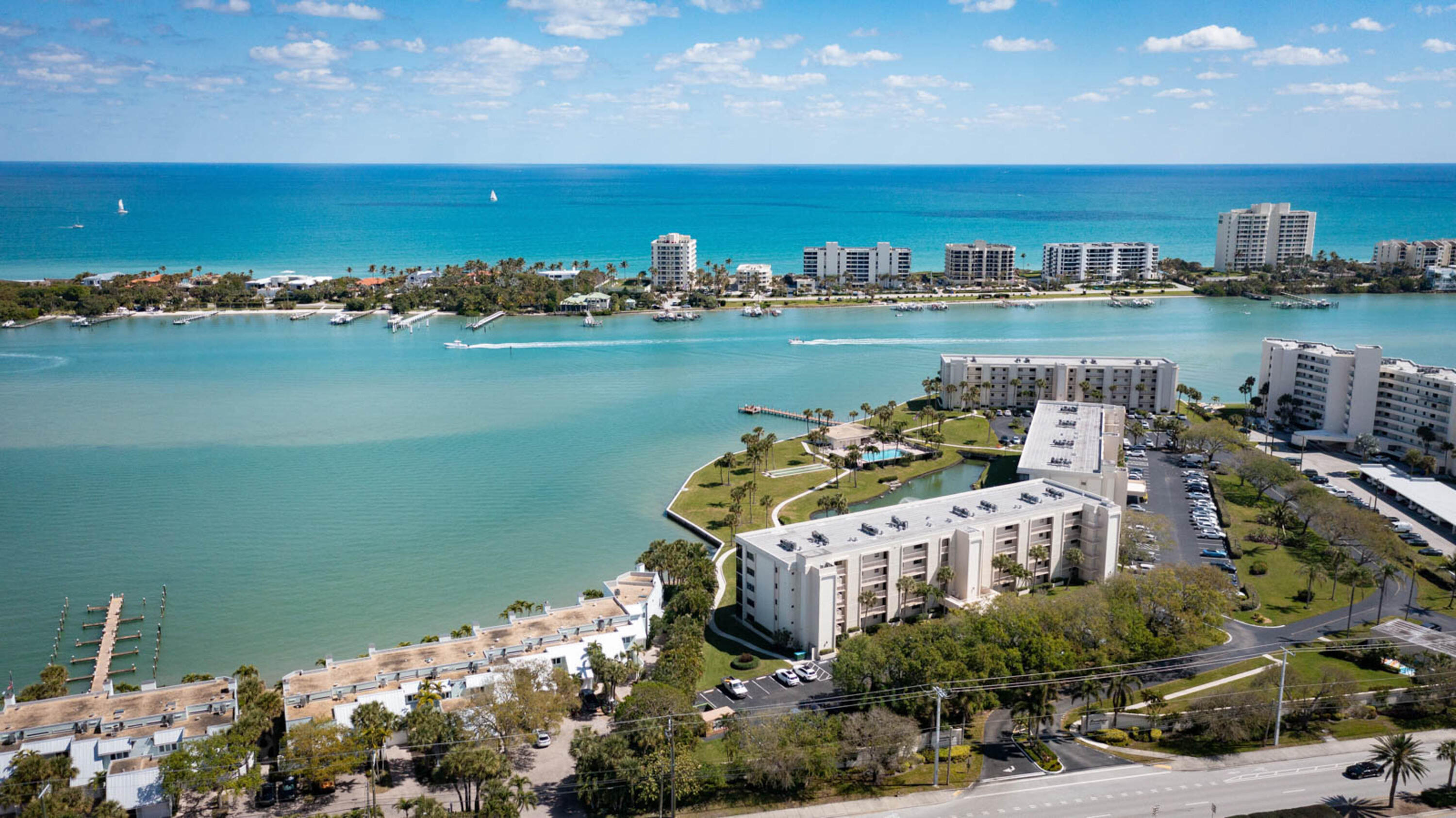 BROADVIEW CONDO - Residential Lease