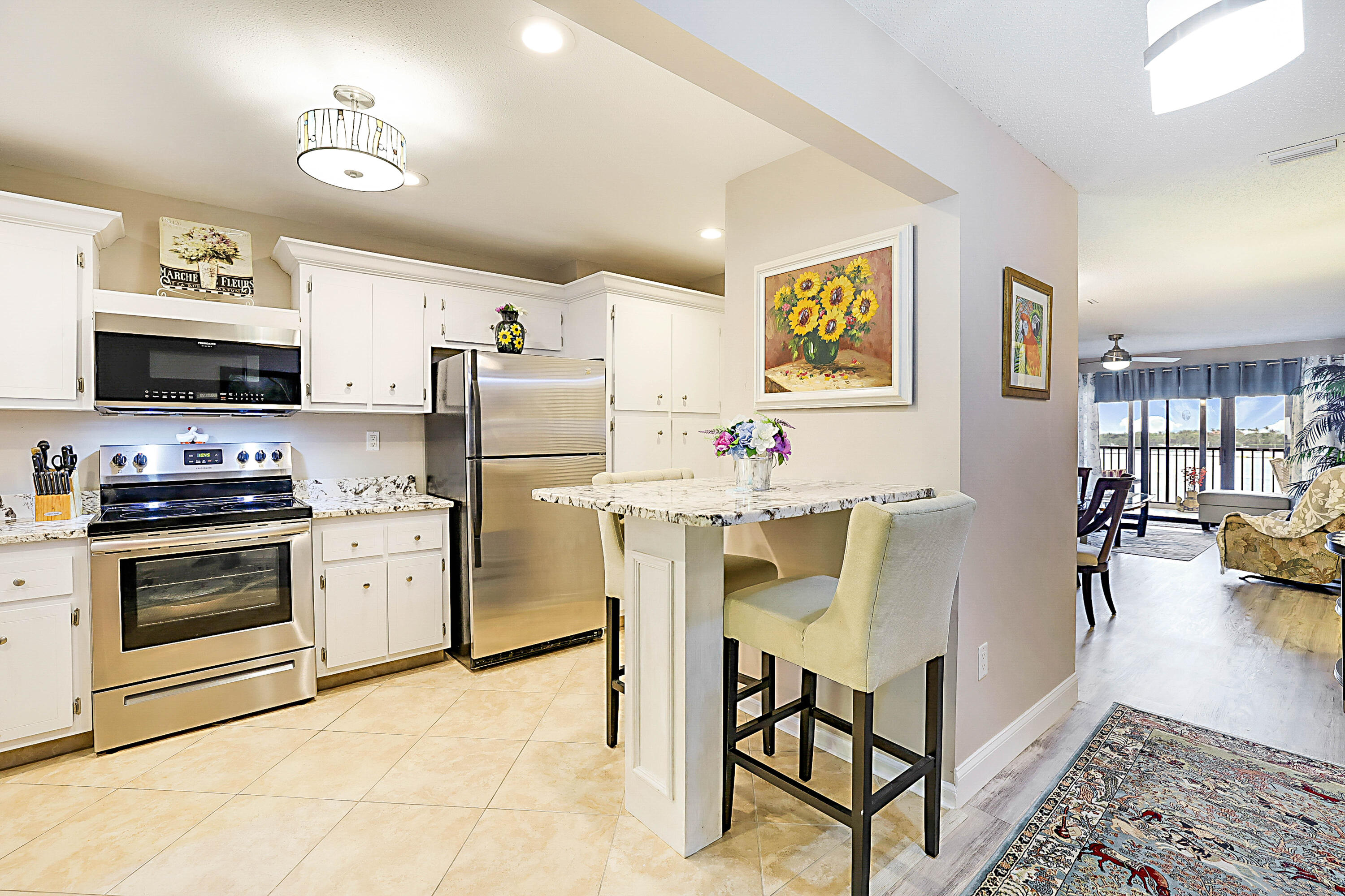 BROADVIEW CONDO - Residential Lease