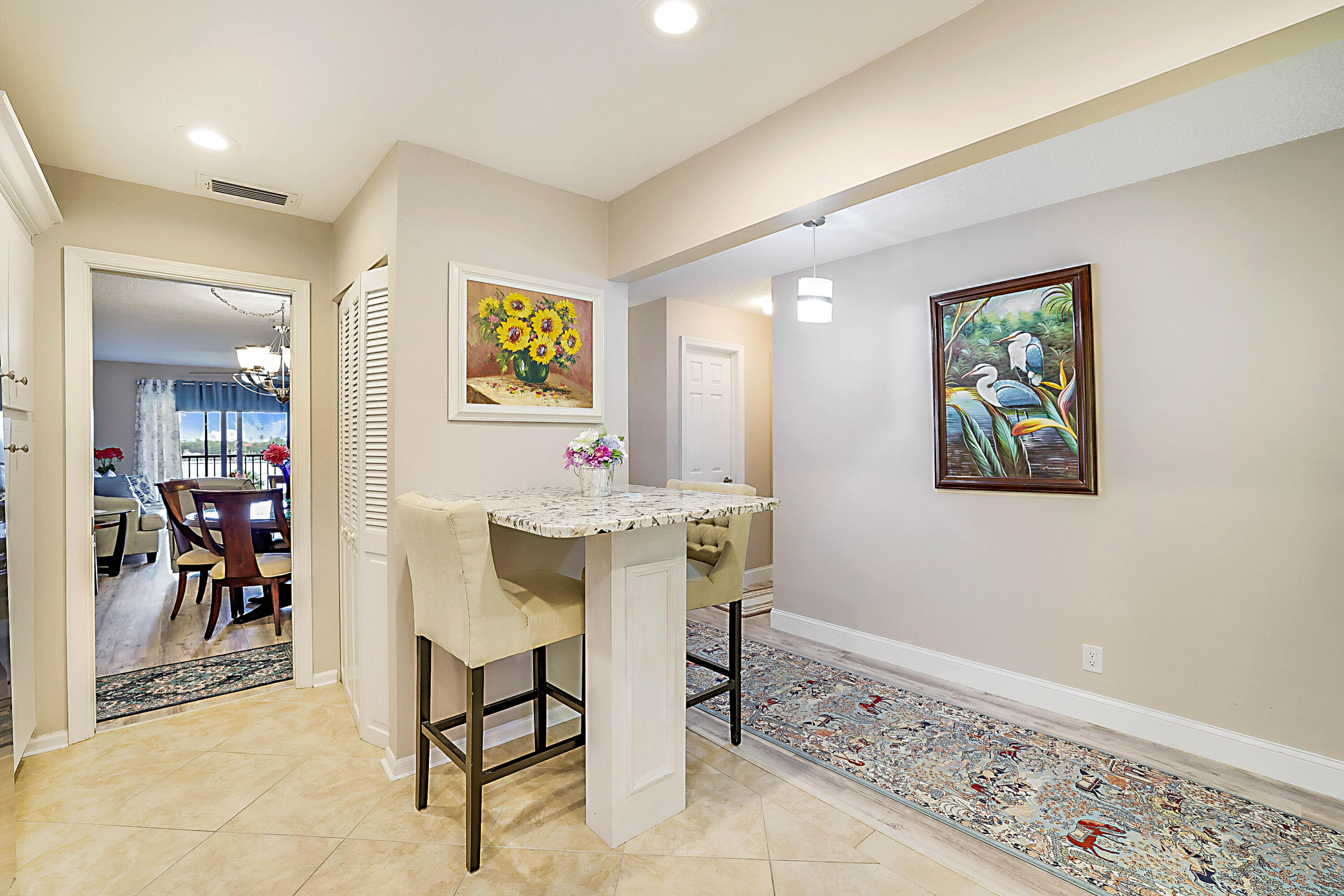 BROADVIEW CONDO - Residential Lease