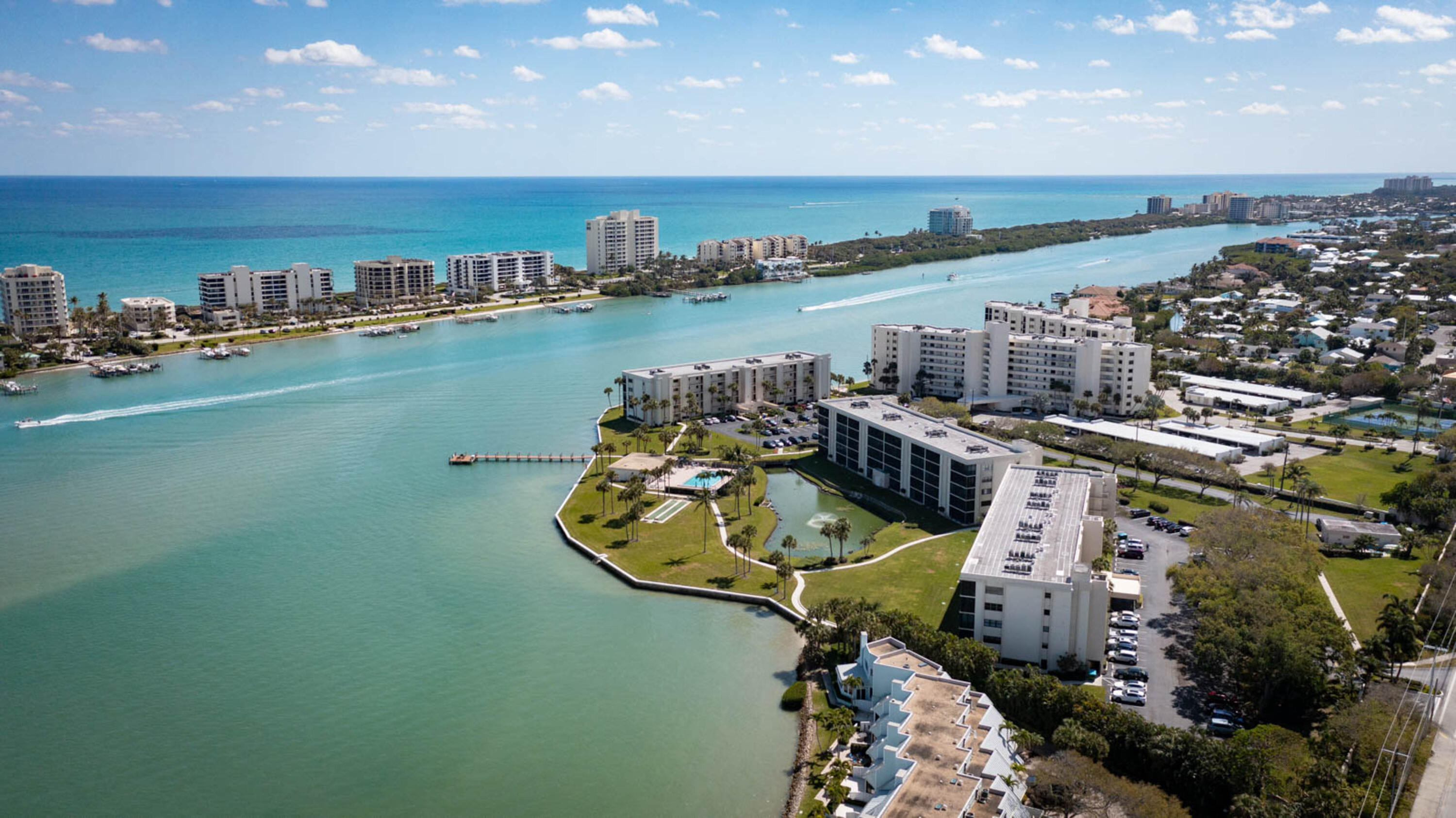 BROADVIEW CONDO - Residential Lease