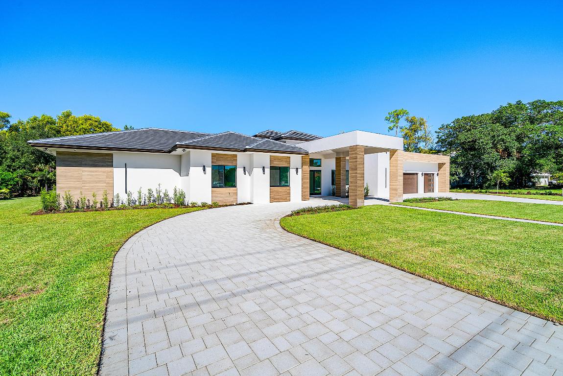 PADDOCK PARK 1 OF WELLINGTON - Residential