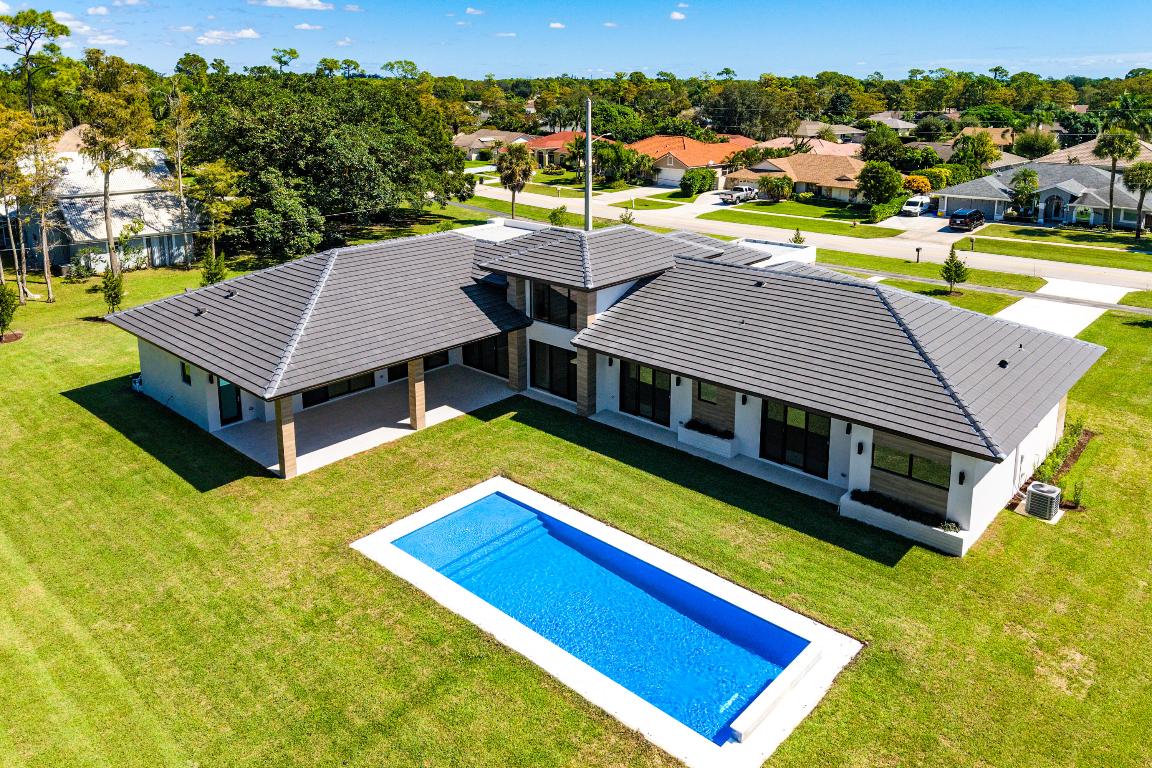 PADDOCK PARK 1 OF WELLINGTON - Residential