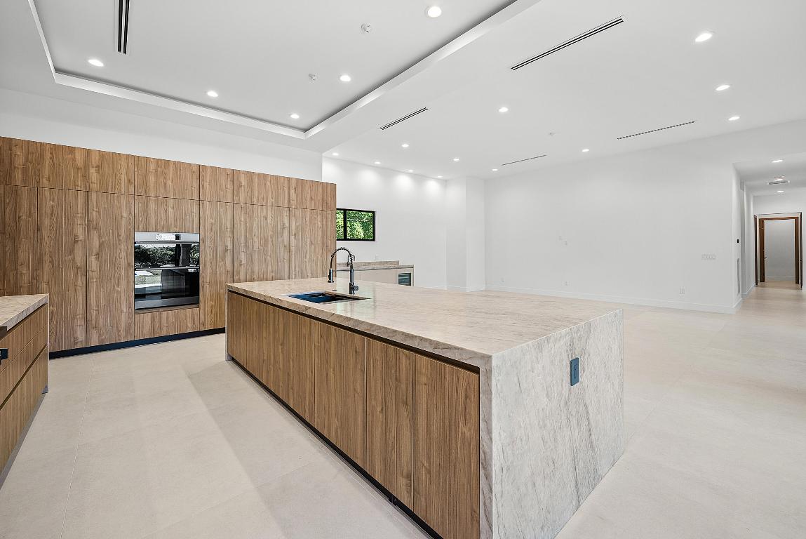 PADDOCK PARK 1 OF WELLINGTON - Residential