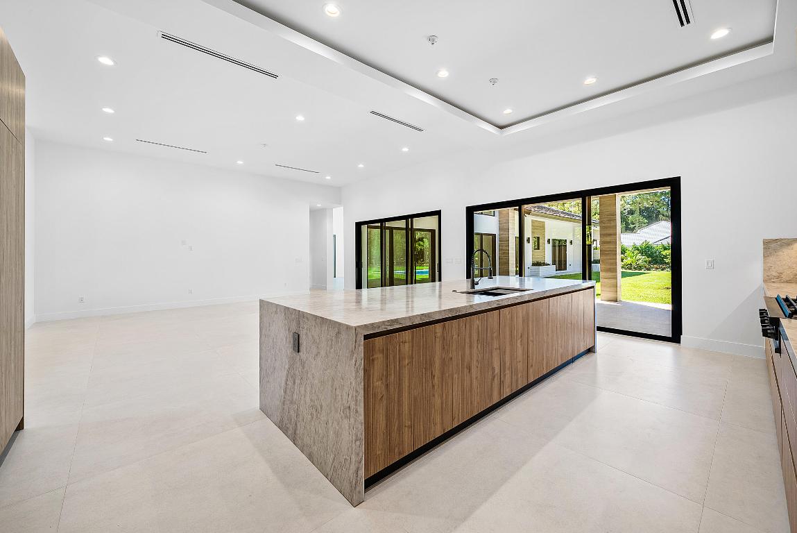 PADDOCK PARK 1 OF WELLINGTON - Residential