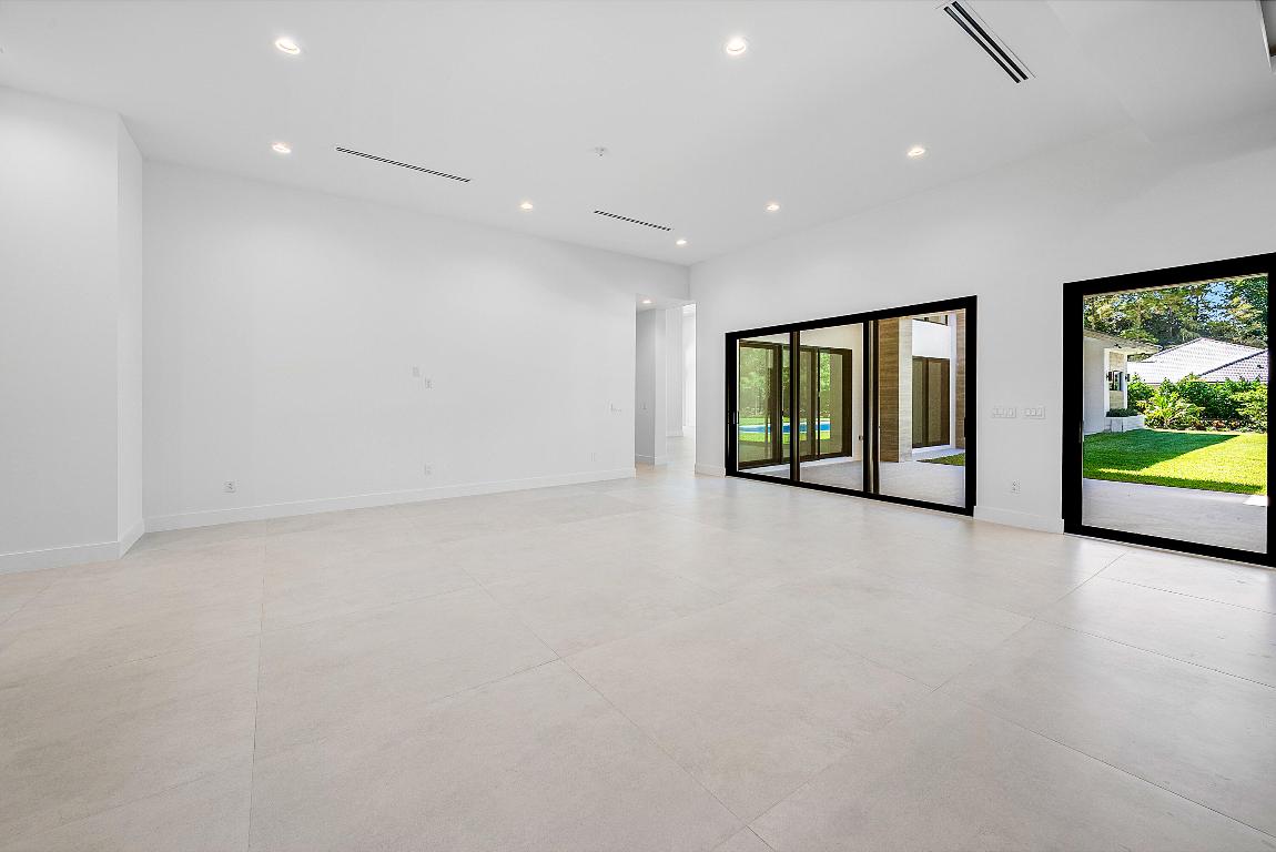 PADDOCK PARK 1 OF WELLINGTON - Residential