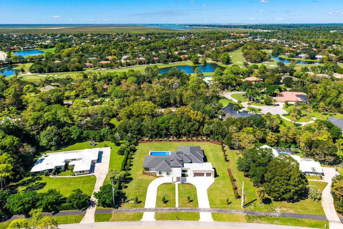 PADDOCK PARK 1 OF WELLINGTON - Residential