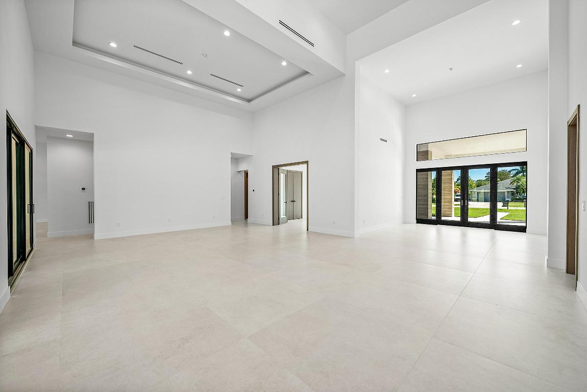 PADDOCK PARK 1 OF WELLINGTON - Residential