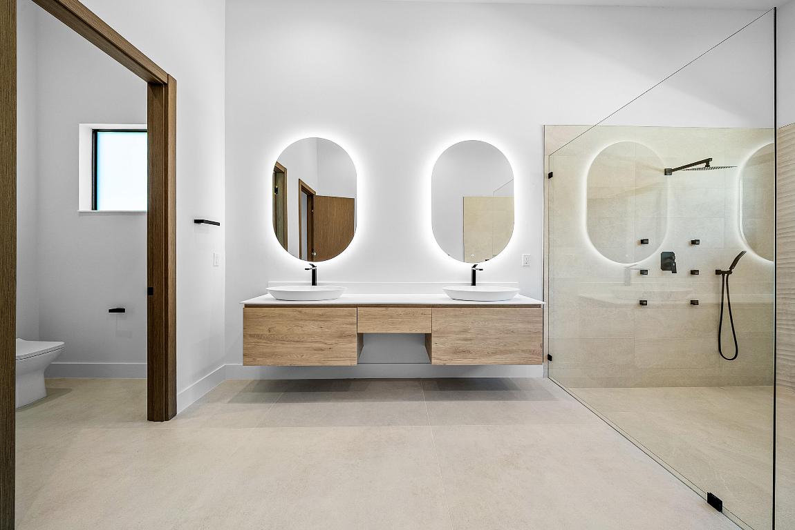 PADDOCK PARK 1 OF WELLINGTON - Residential