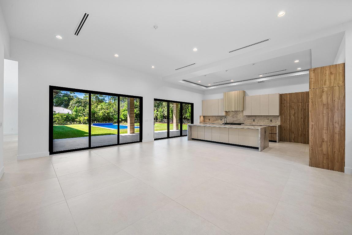 PADDOCK PARK 1 OF WELLINGTON - Residential