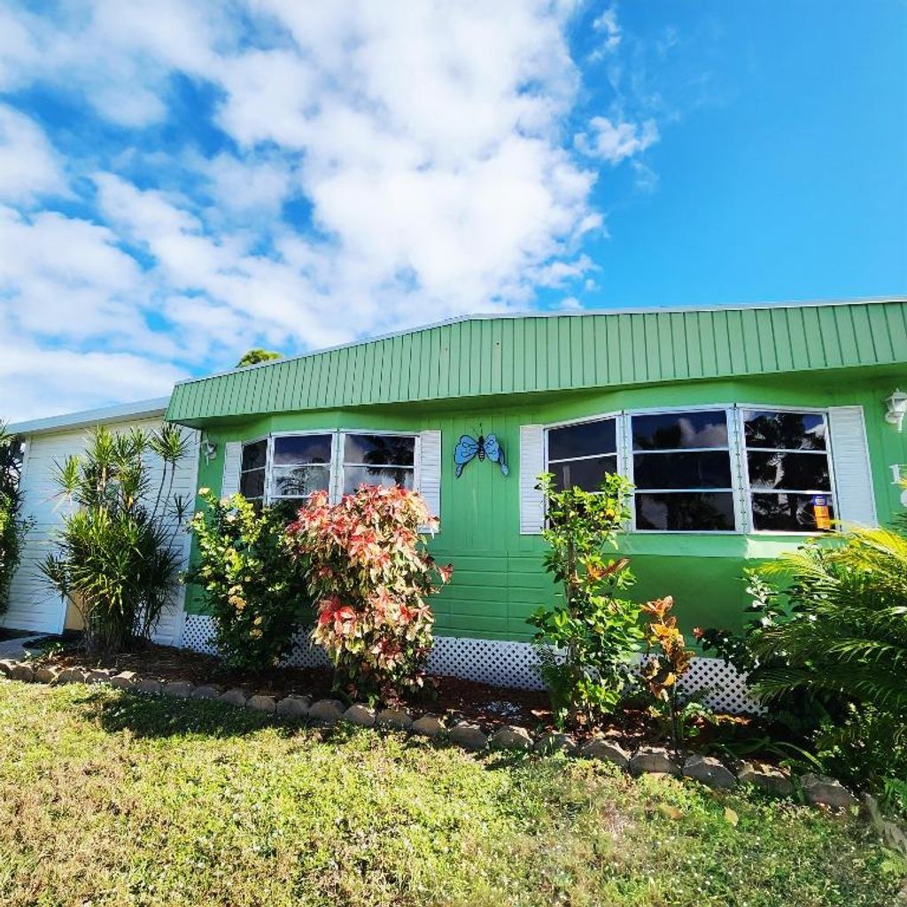 Photo of 16 S Granada Lane, Port Saint Lucie, FL 34952 (MLS # R11144272)