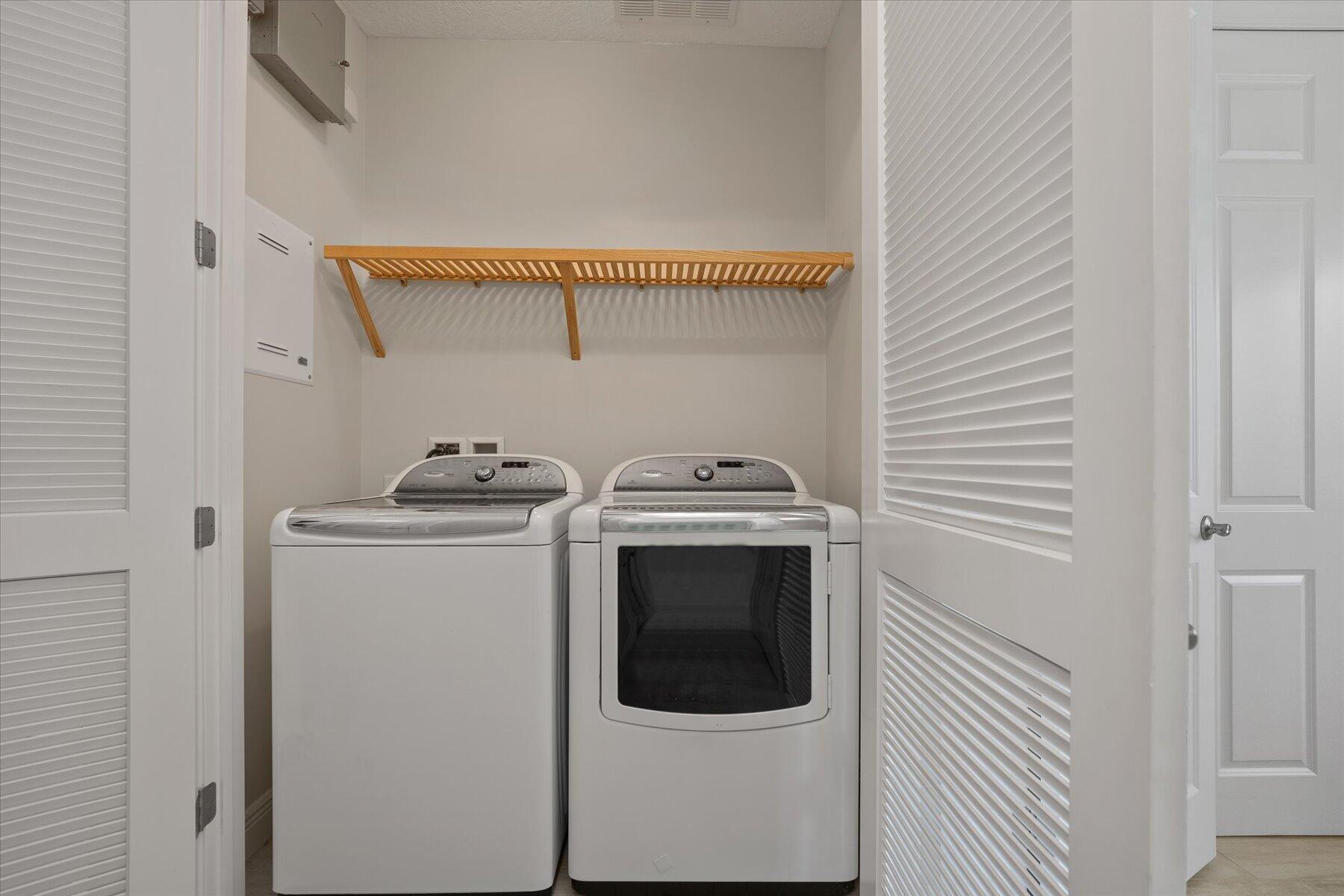 CARRIAGE HOMES AT FRENCHM - Residential