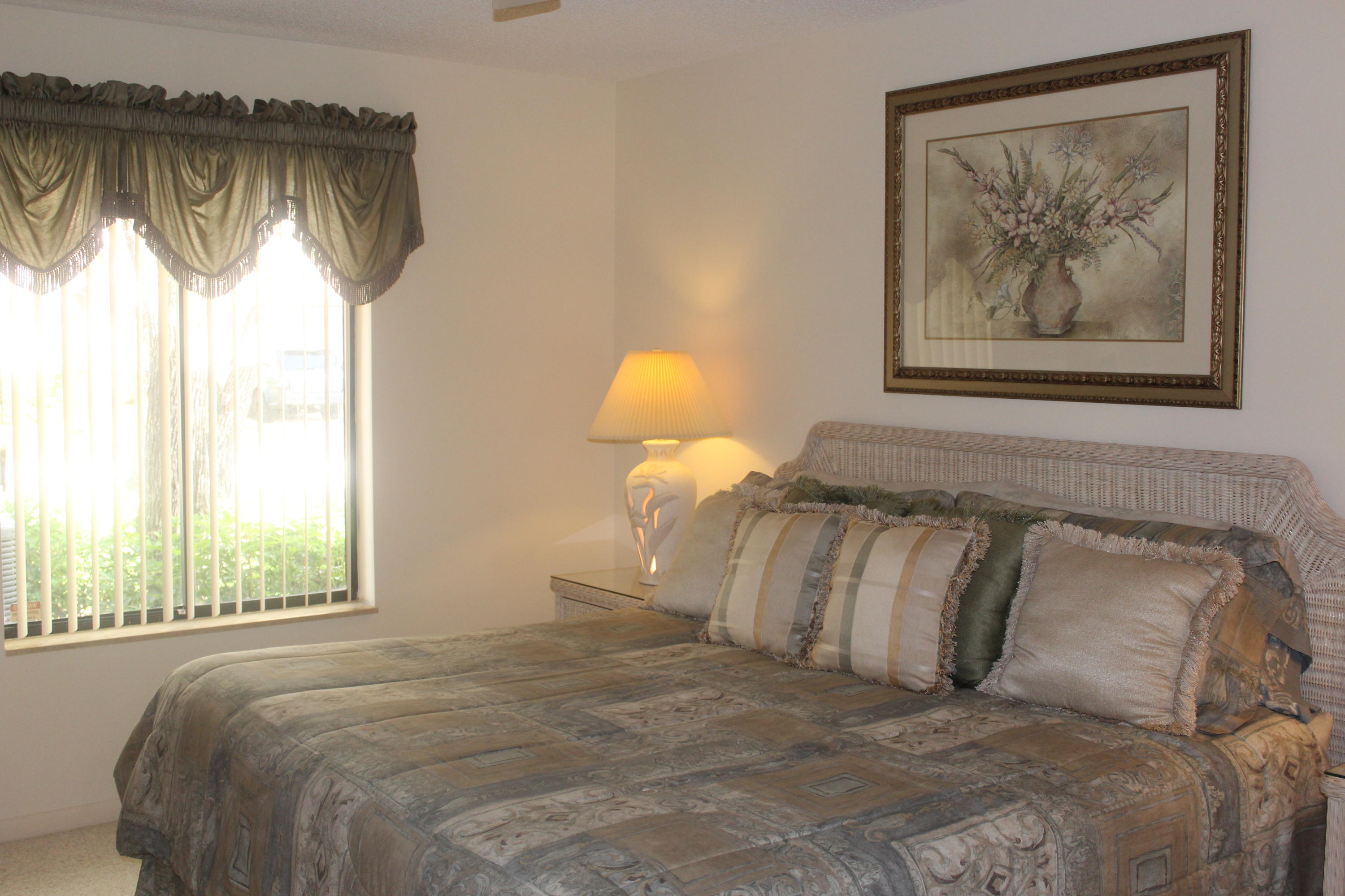 Saratoga Pointe - Residential