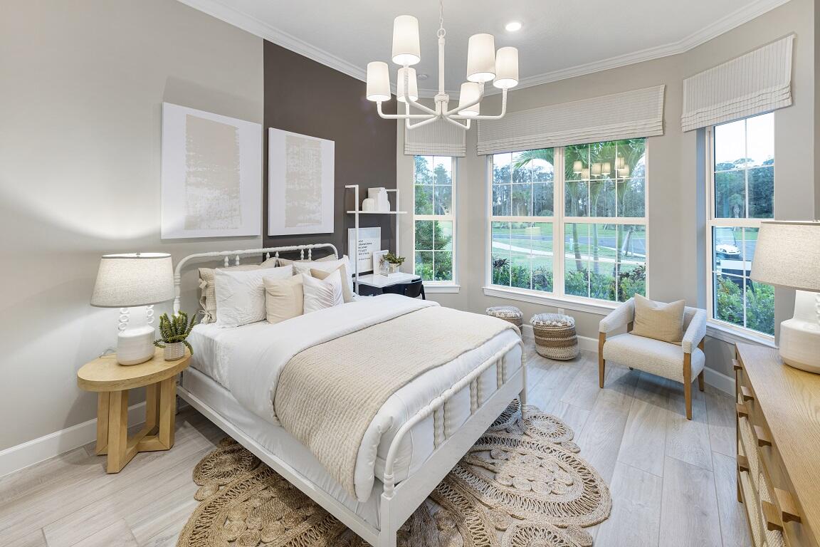 DEL WEBB TRADITION - Residential