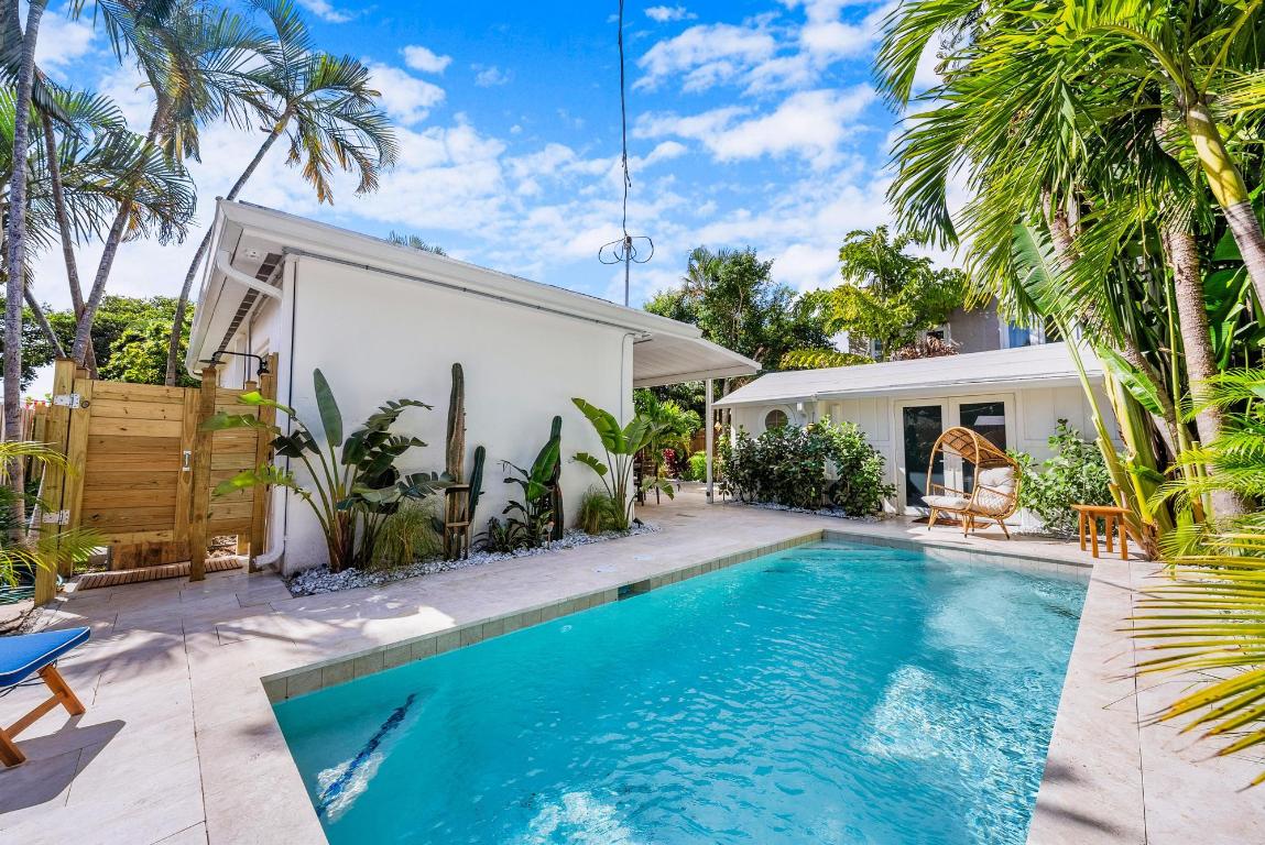 ESTATES OF SOUTH PALM BEACH ADD 1 - Residential