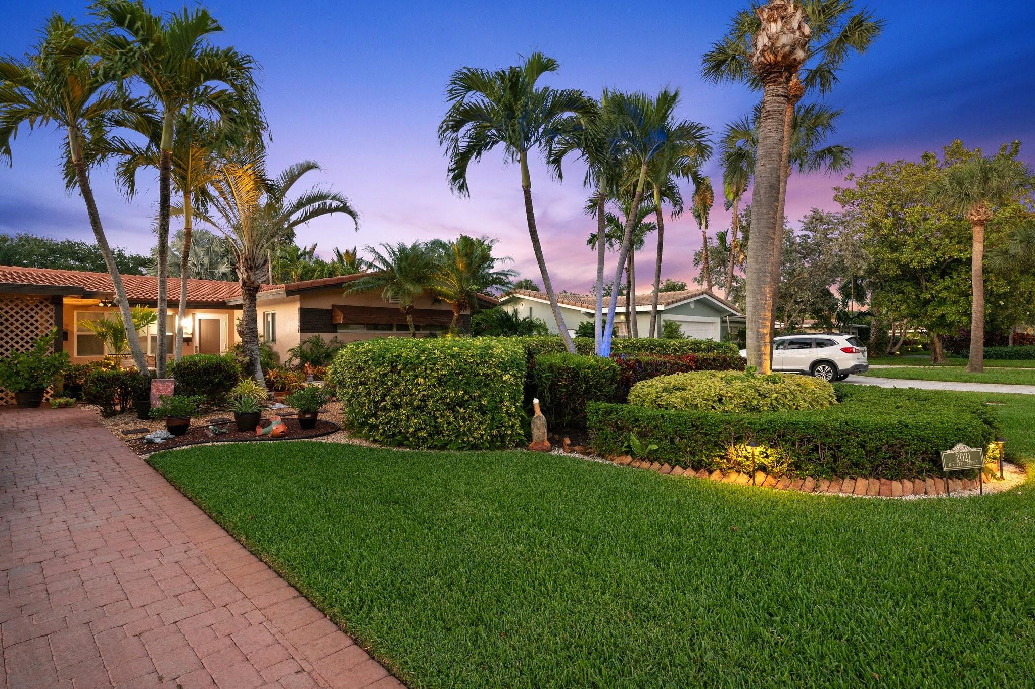 HILLSBORO ESTATES - Residential