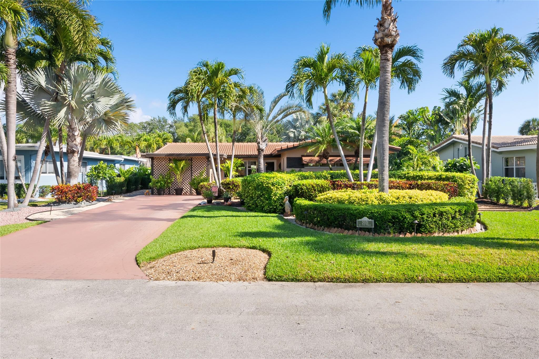 HILLSBORO ESTATES - Residential