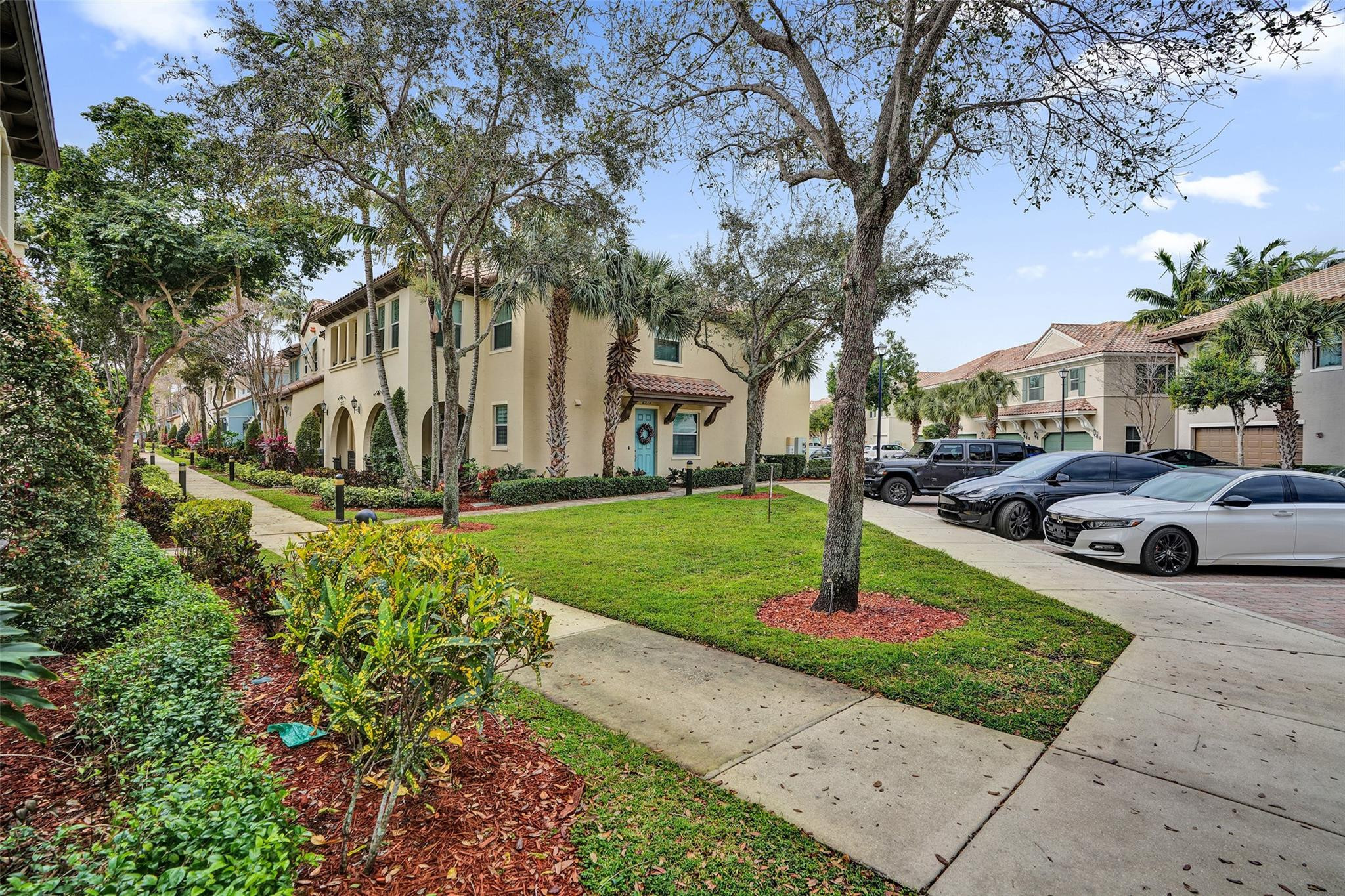 Cascada Isle - Residential