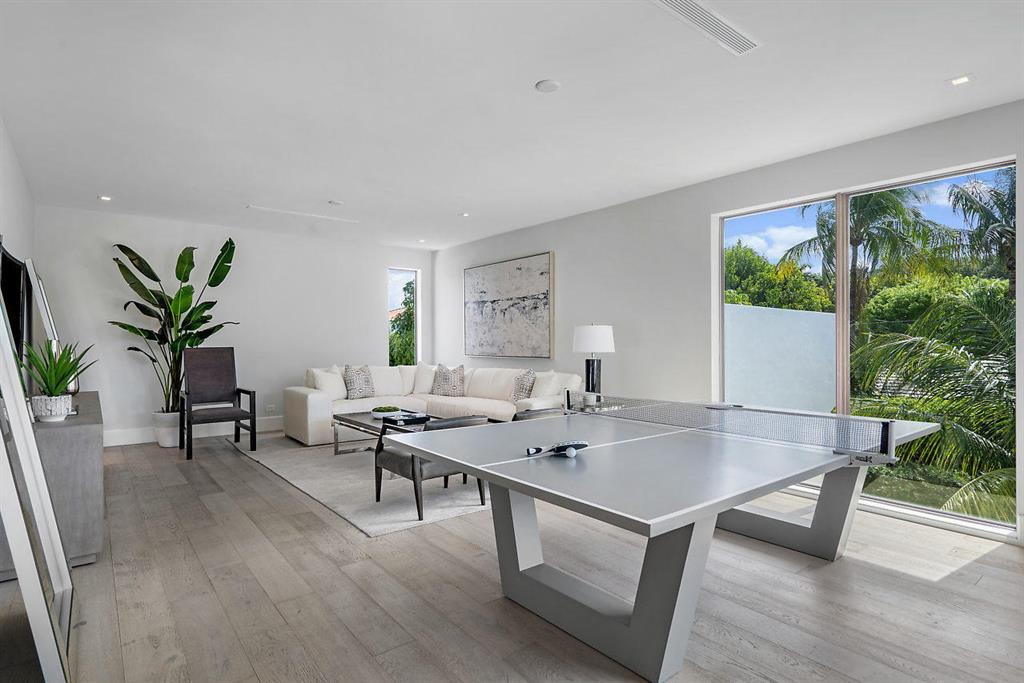 SEAGATE EXT - Residential