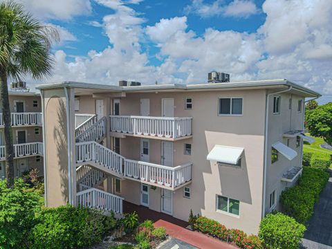 A home in Lake Worth