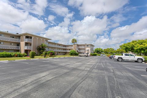 A home in Lake Worth