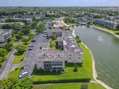 A home in Lake Worth