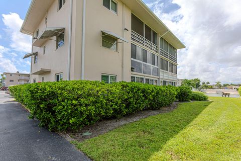 A home in Lake Worth